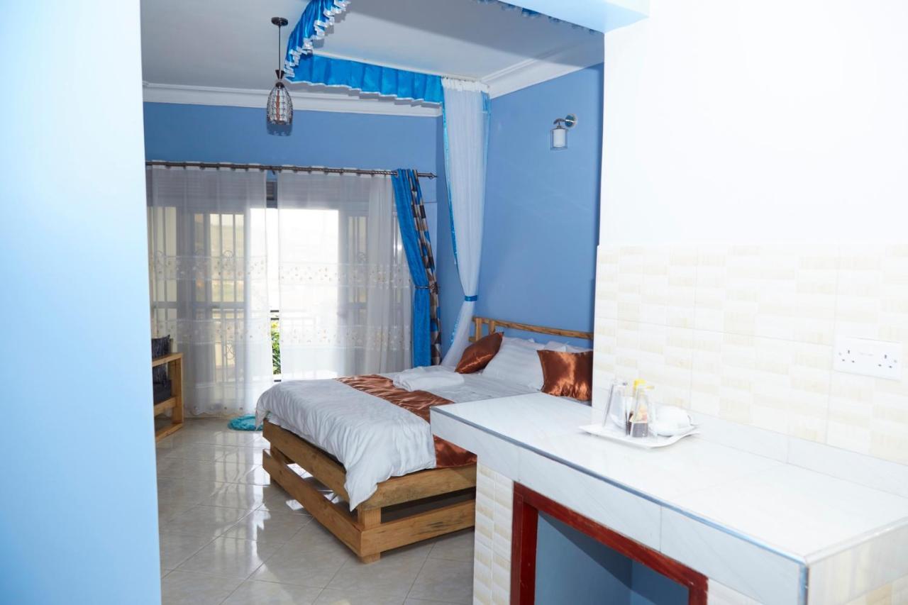 Westway Luxury Suites Mbarara Bagian luar foto