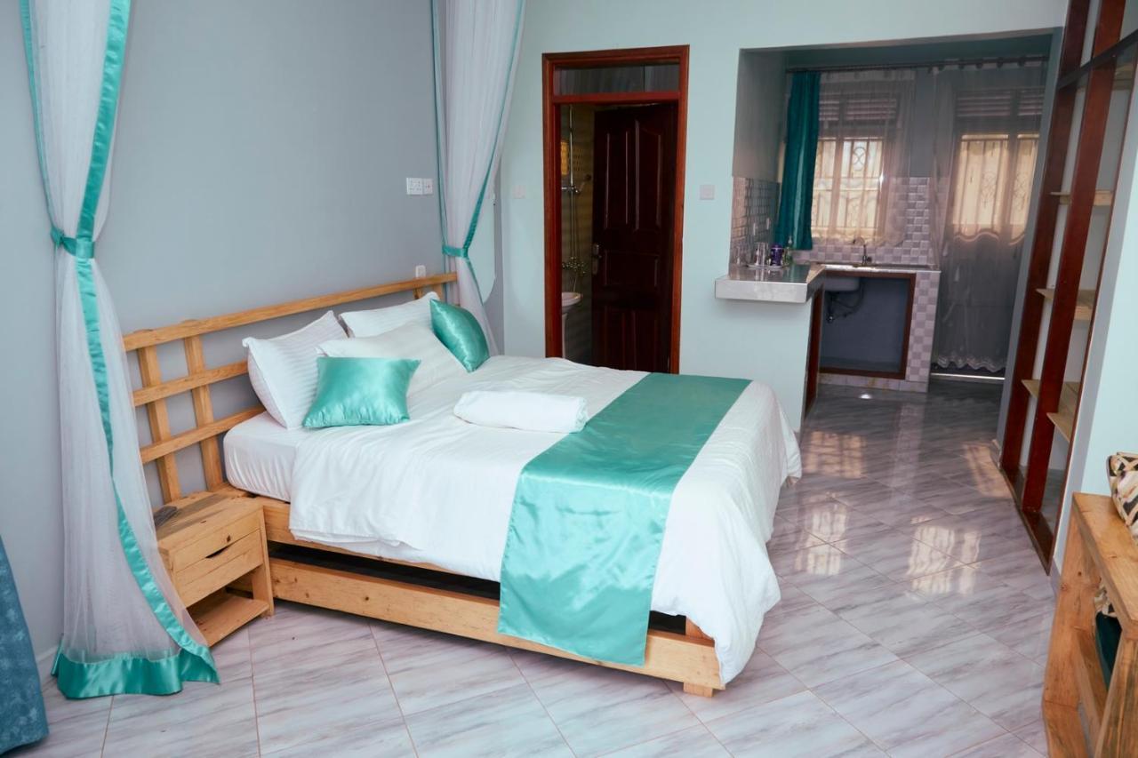 Westway Luxury Suites Mbarara Bagian luar foto