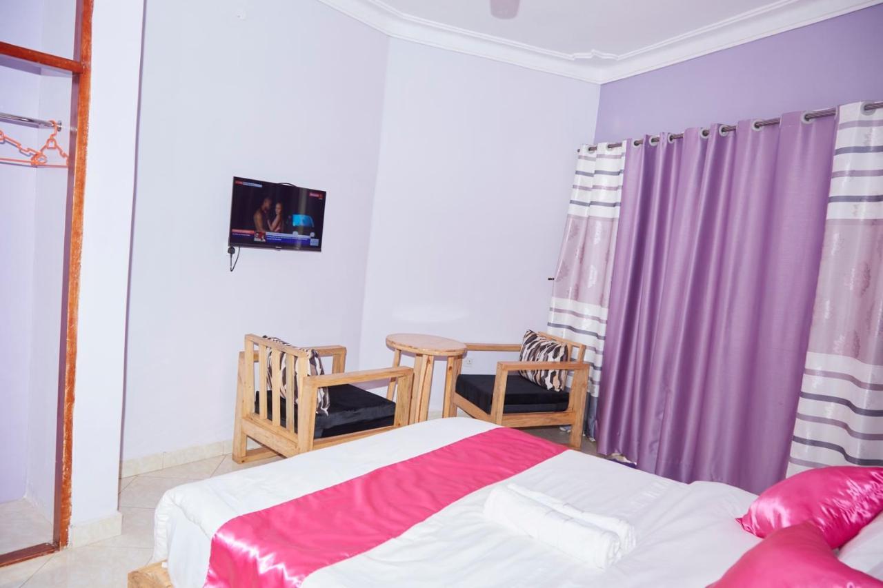 Westway Luxury Suites Mbarara Bagian luar foto